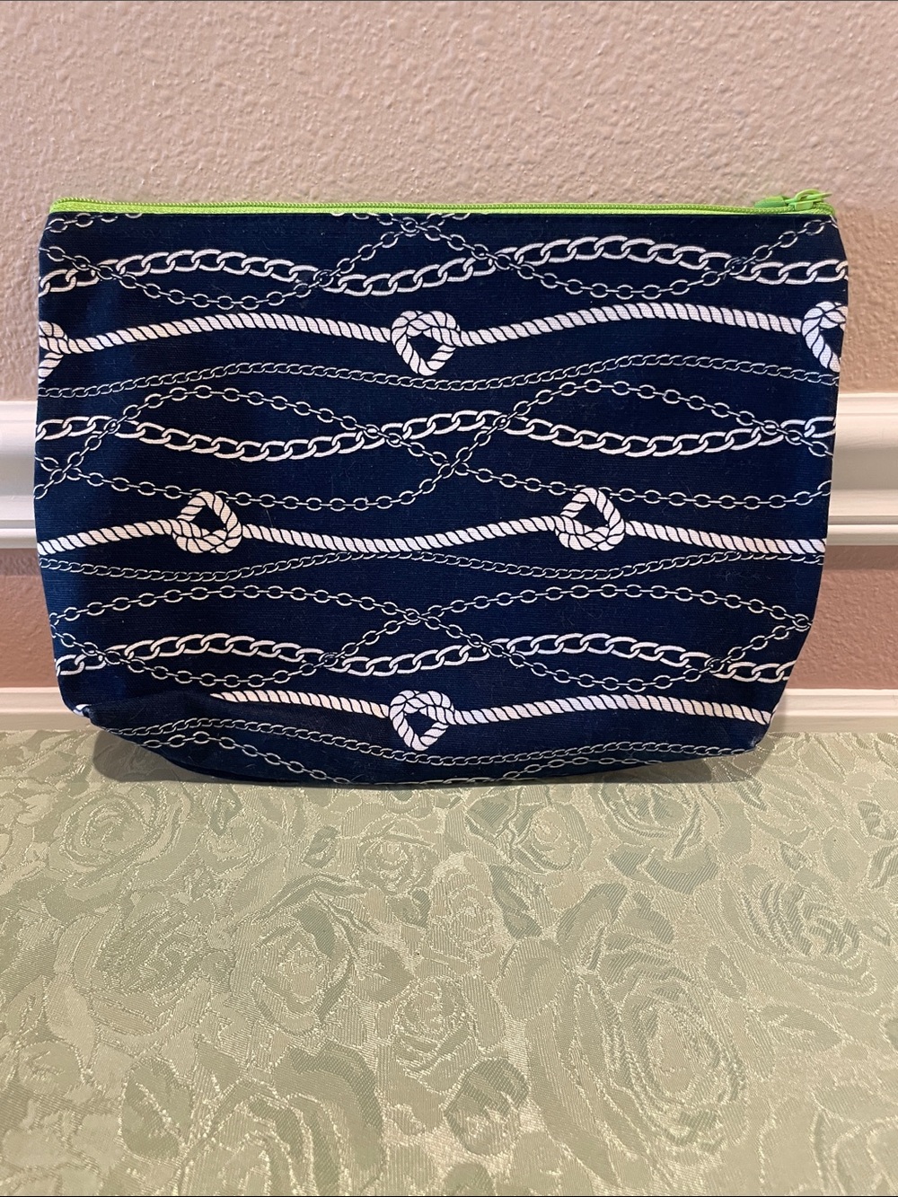 Thirty-One Zipper Pouch in Chains Ahoy Pattern